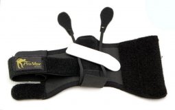 Перчатка тренировочная «Pro Shot Glove»  45.170.00.0